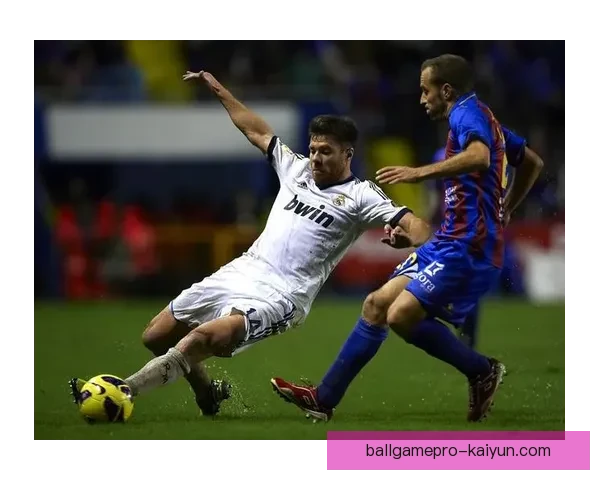 莱万特锋线火力全开，近期状态回暖展现强劲进攻势头