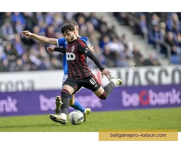 特拉布宗体育阵容深度分析：核心球员表现稳健引人关注